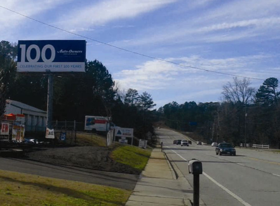 aoi-billboard-advertising-campaign4-900x675